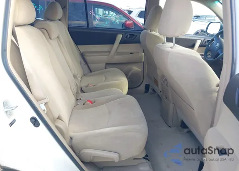 2010 Toyota Highlander из США, поврежденный, VIN 5TDZA3EH0AS007095